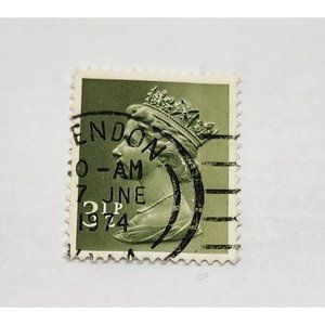 Rare Vintage Olive Green Queen Elizabeth Collectible Stamp